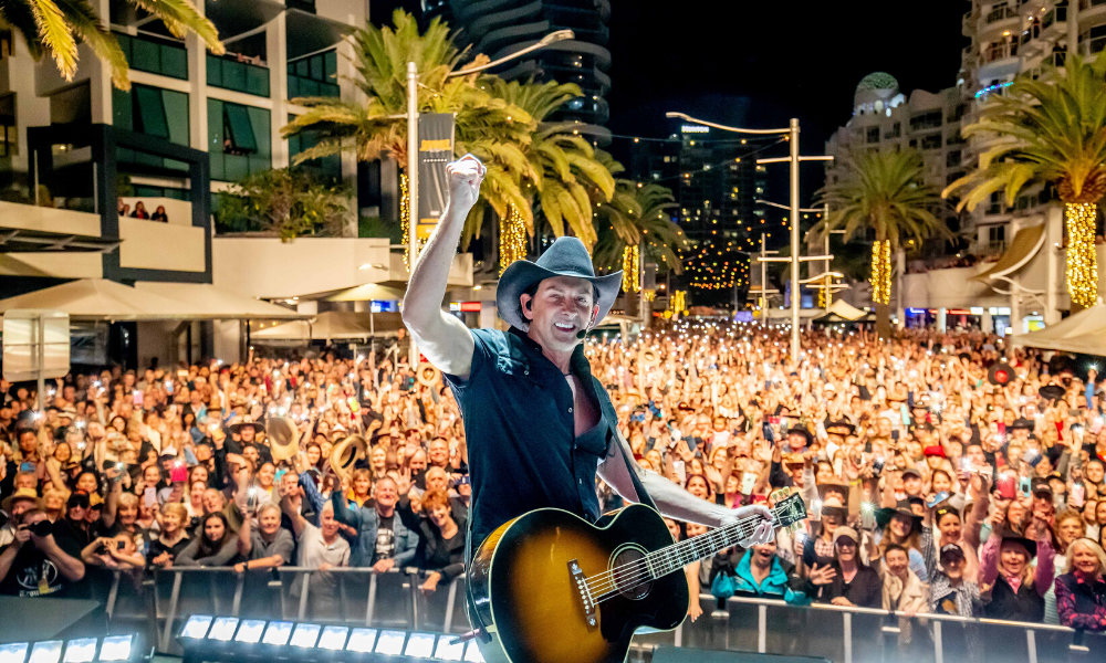 Lee Kernaghan closed out Groundwater Country Music Festival
